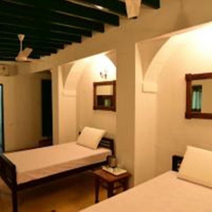 Villa Sentosa Kottakuppam Exteriör bild